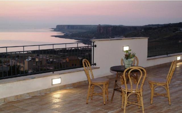 Bed and Breakfast Torre Salina Macari Exterior foto